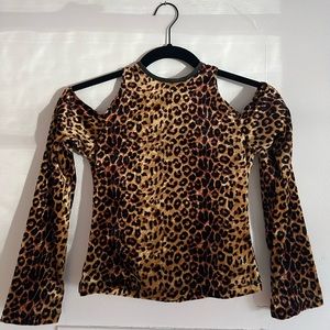 Vintage Exposed Shoulder Velvet Cheetah Top